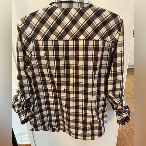Fitted White, Black, and Burgundy Plaid Button-Up Top, Sz L. - Picture 3 of 5